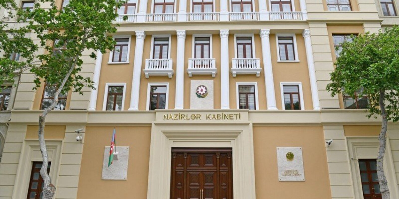 Hökumət üzvlərinin avqust ayı üçün vətəndaş qəbulu cədvəli açıqlanıb - SİYAHI